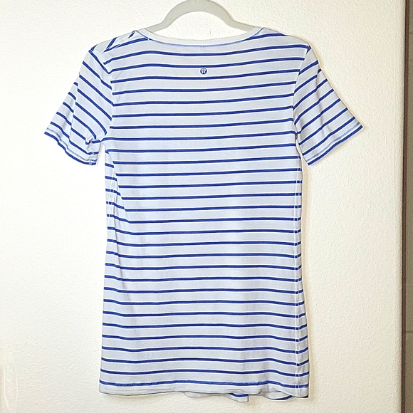 LULULEMON  Every Yogi Tee,Blue White Stripes, Small, EUC - Picture 5 of 10